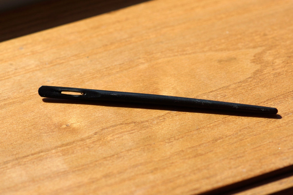 Thin Horn Nalbinding Needle